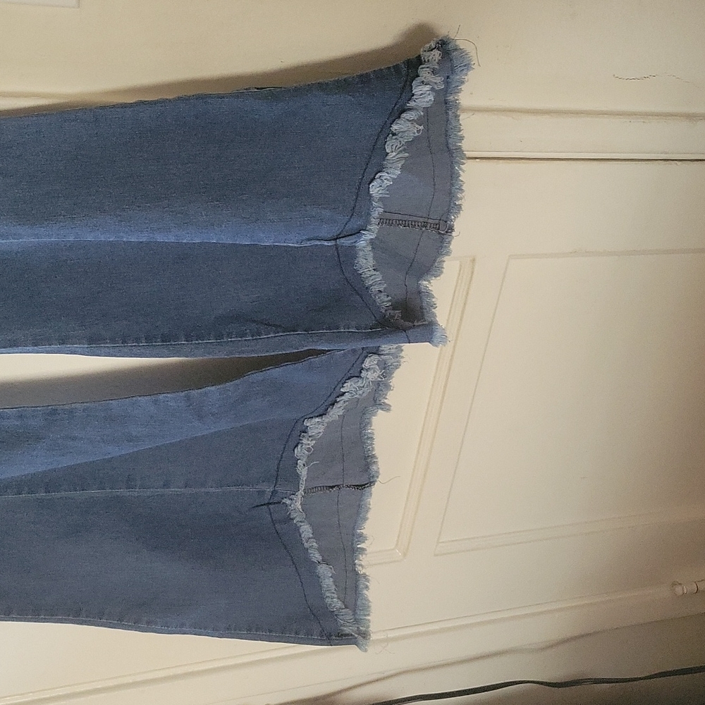 Jeans - Picture 2 of 6